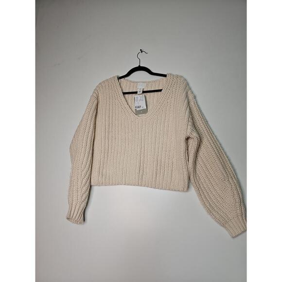 NWT H&M Cream Ribbed VNeck Long Sleeve Pullover Sweater XS - Picture 2 of 15